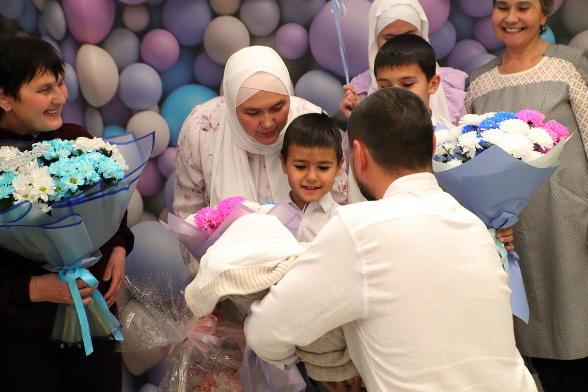 «На праздник пришли те, кто родили в этих стенах»: в горбольнице №7 отметили День матери