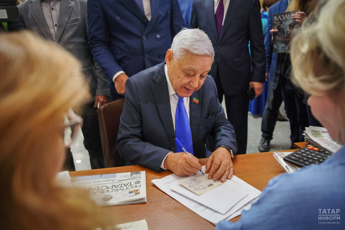 Фарид Мухаметшин поддержал акцию «Татмедиа» по подписке на газеты и журналы