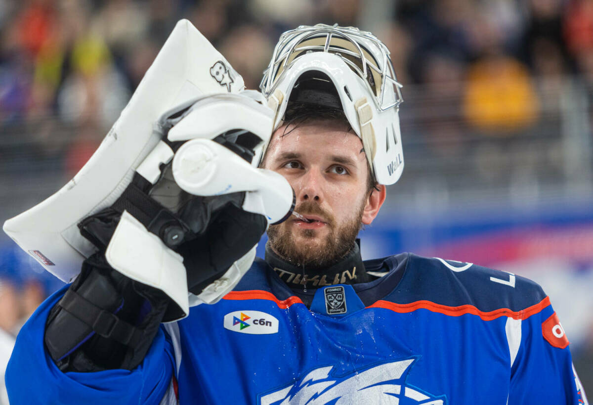 ХК «Сибирь» и голкипер Волков заключили пробный контракт