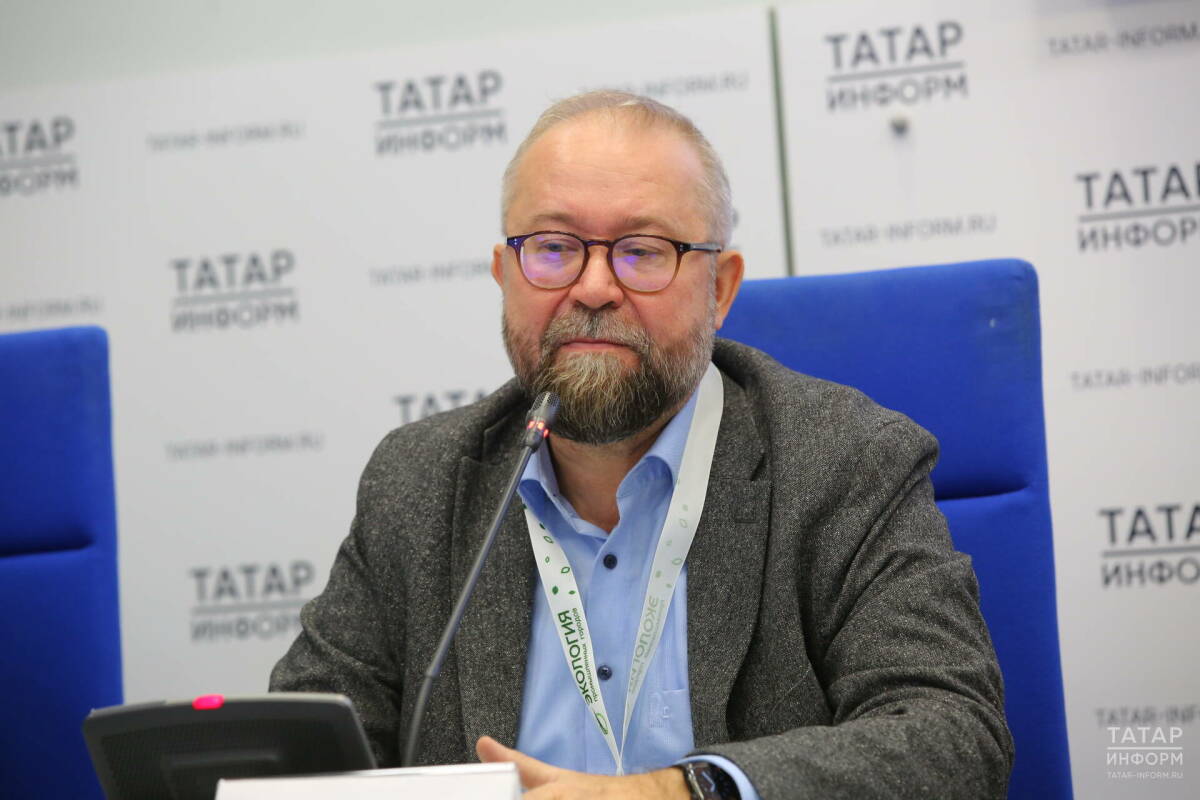 Ученый рассказал, как сократить количество микропластика в питьевой воде