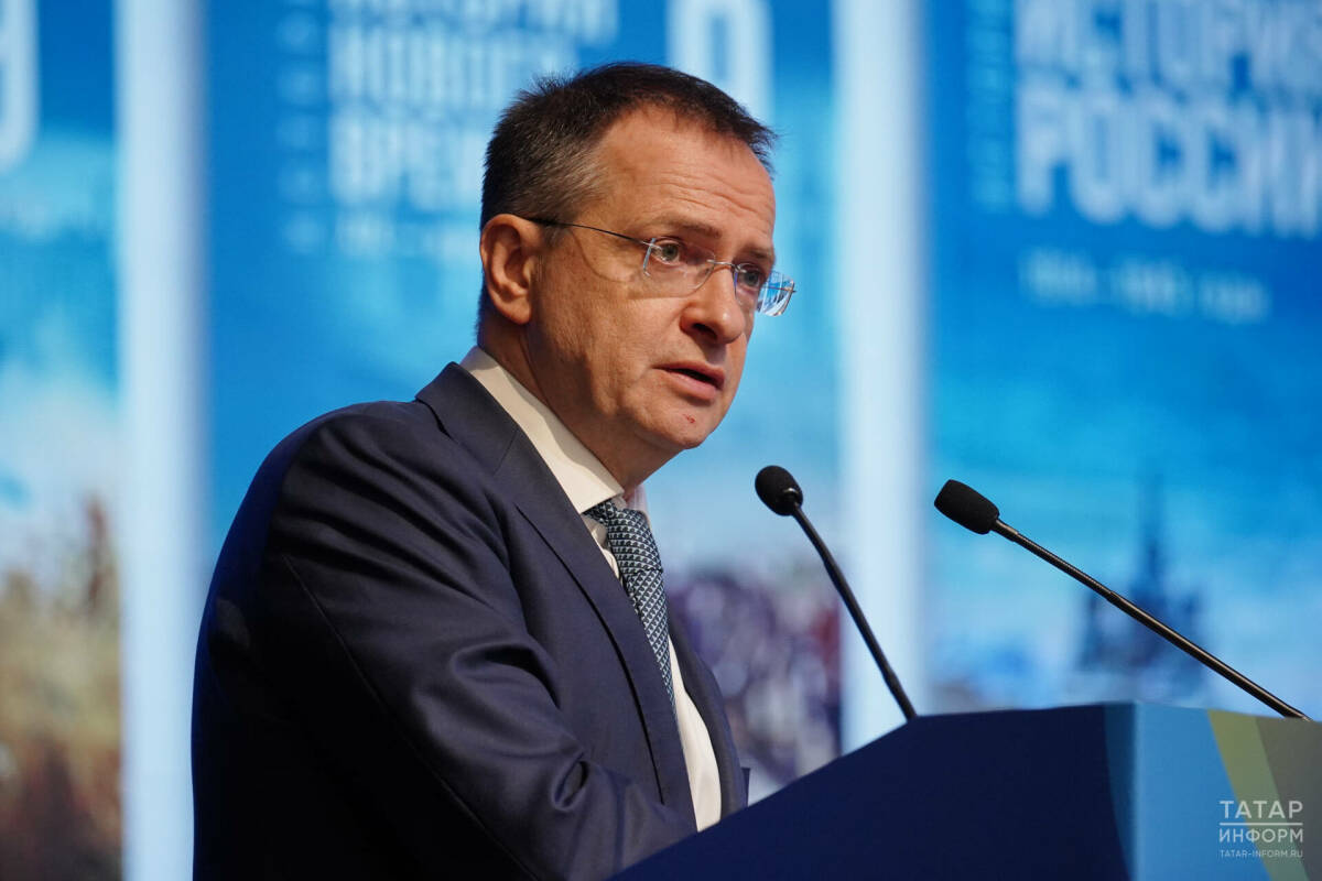 Мединский рассказал о подготовке обновленной версии школьных учебников по истории