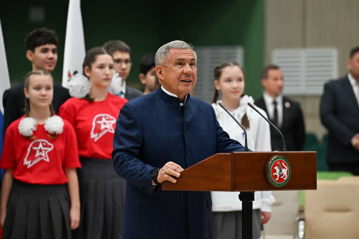 Рустам Минниханов принял участие в торжественном открытии двух новых школ в Татарстане