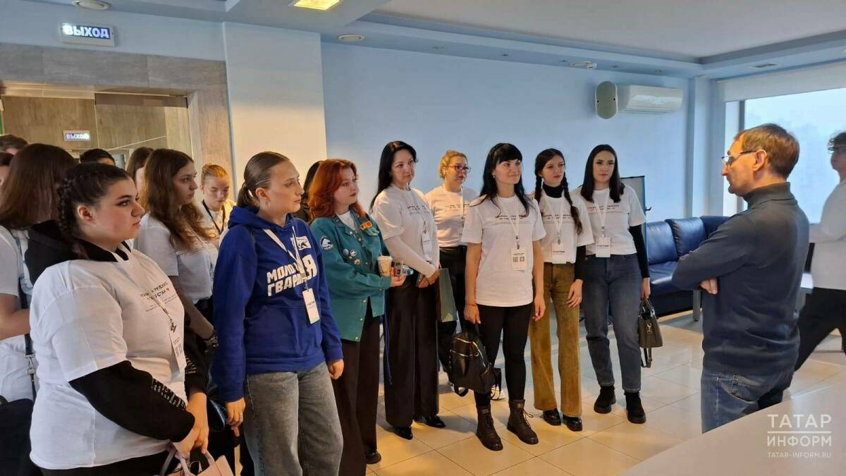 Молодые специалисты из ЛНР ознакомились с работой медиахолдинга «Татмедиа»