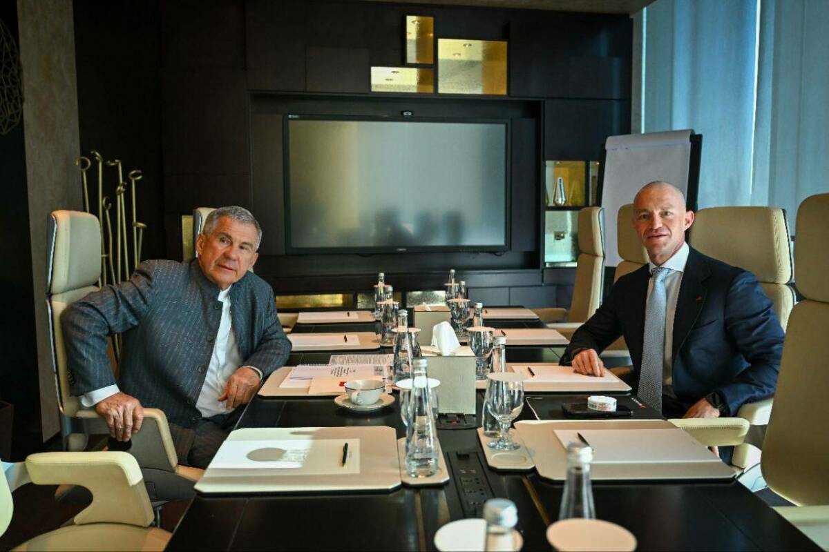 Минниханов обсудил вопросы сотрудничества с главой Российско-Эмиратского делового совета