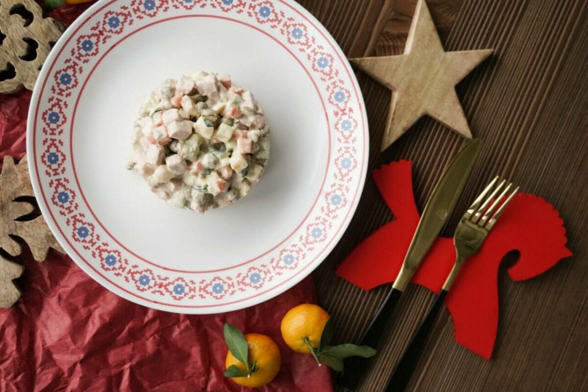 Салатный баттл: аналитики подсчитали, как сэкономить на новогодних салатах