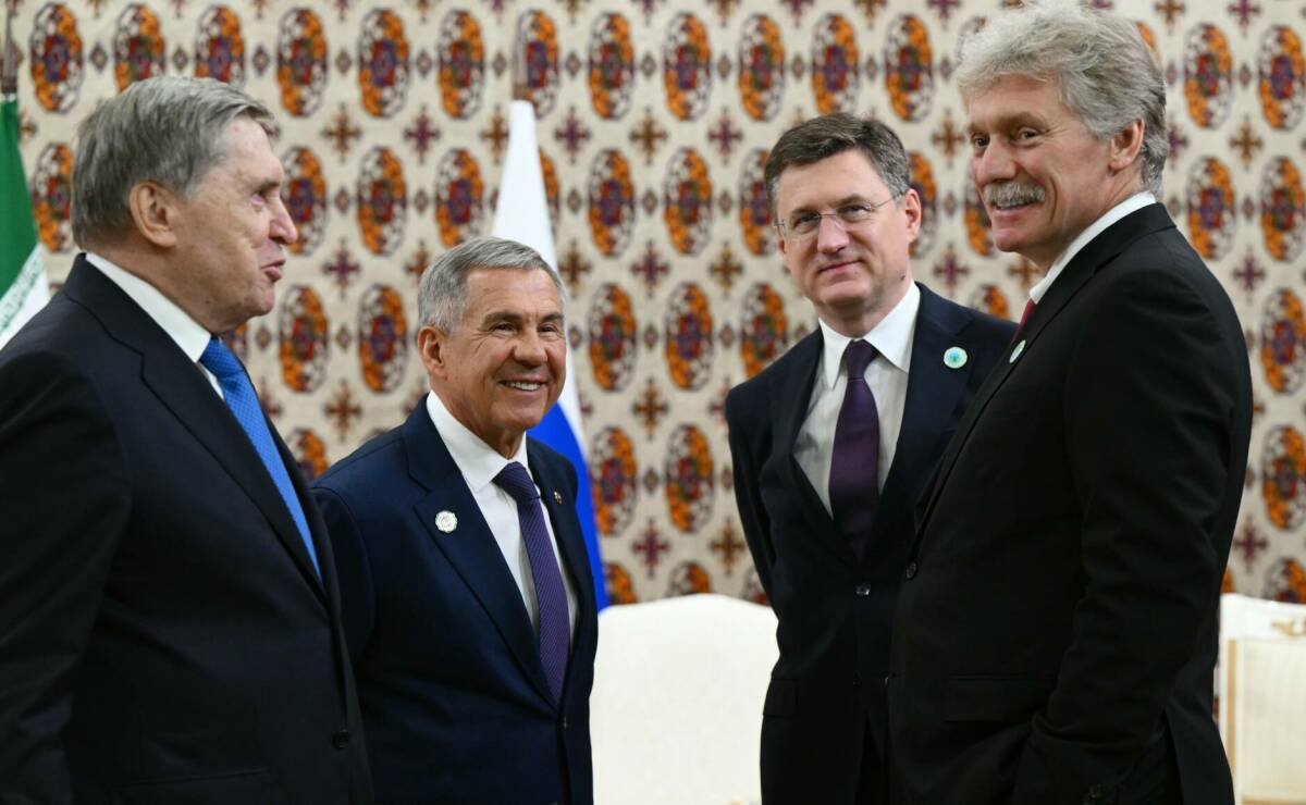 Минниханов в Ашхабаде принял участие в переговорах Путина с президентами Ирана и Турции