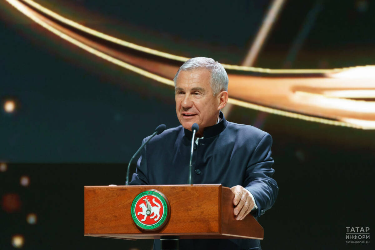 90 лет в пути: Минниханов поздравил Высокогорский район Татарстана с юбилеем