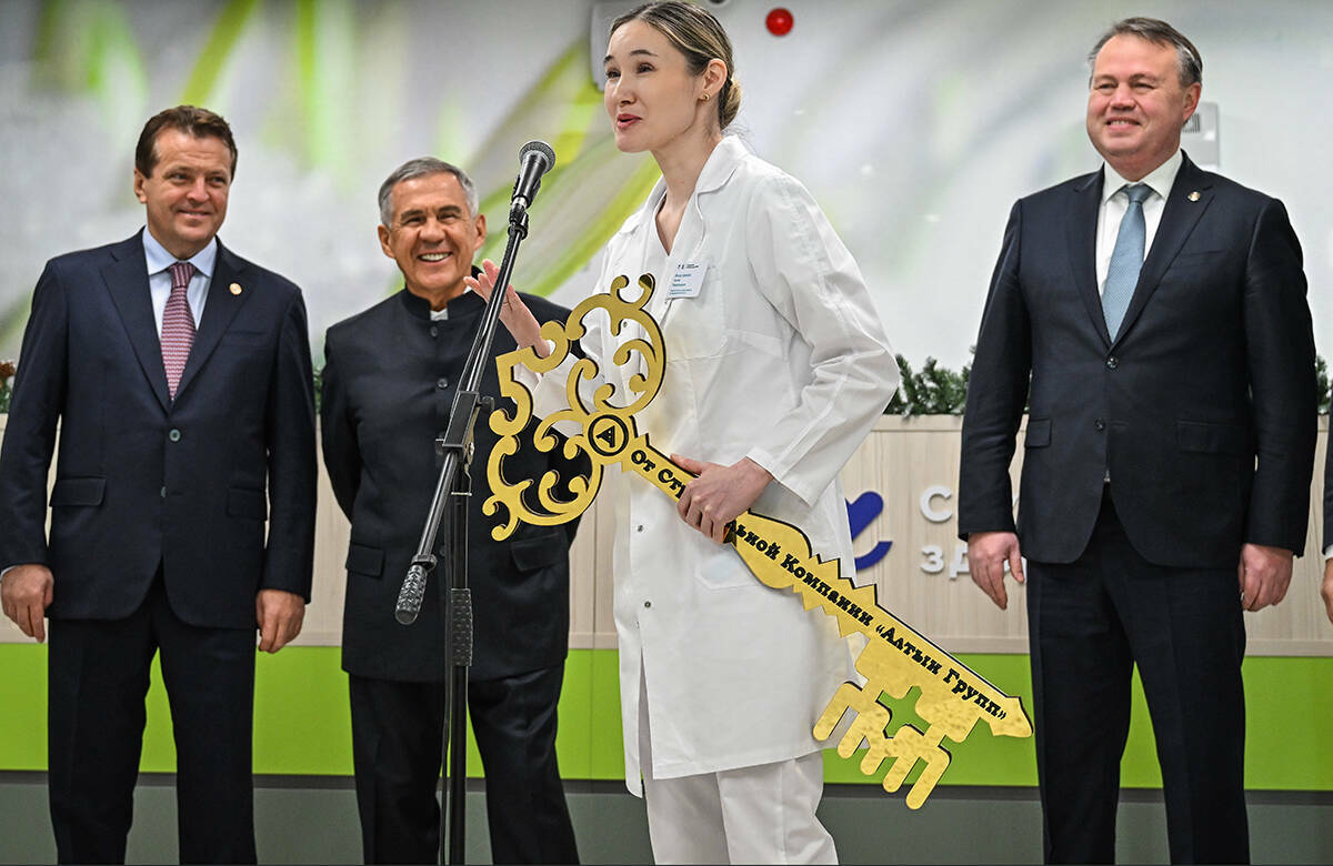 «Жилье еще вводят, а их уже построили»: какие врачи будут принимать в новых поликлиниках?