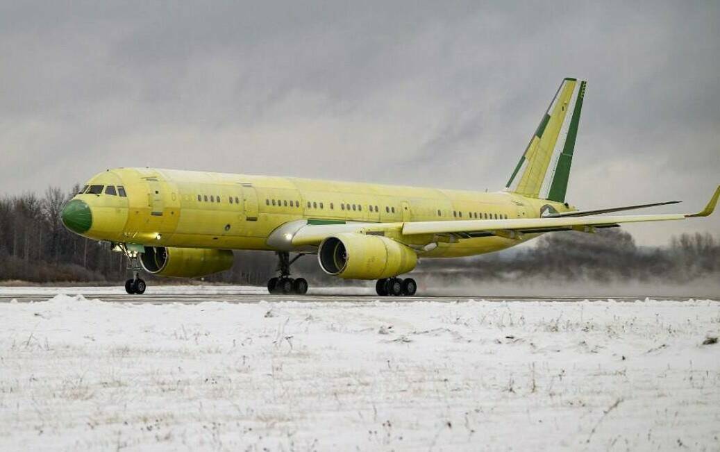 Первый полет нового Ту-214 из отечественных комплектующих прошел штатно