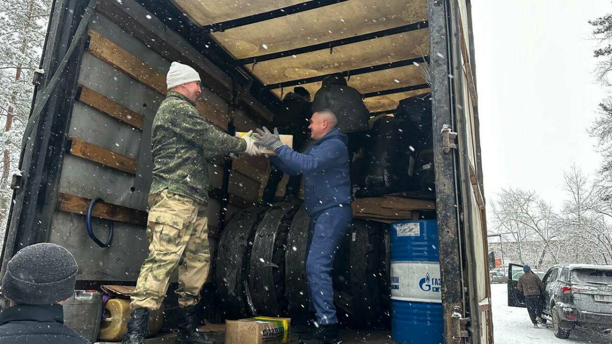 «От сердца к сердцу»: из Татарстана отправили новогодний гуманитарный груз бойцам СВО