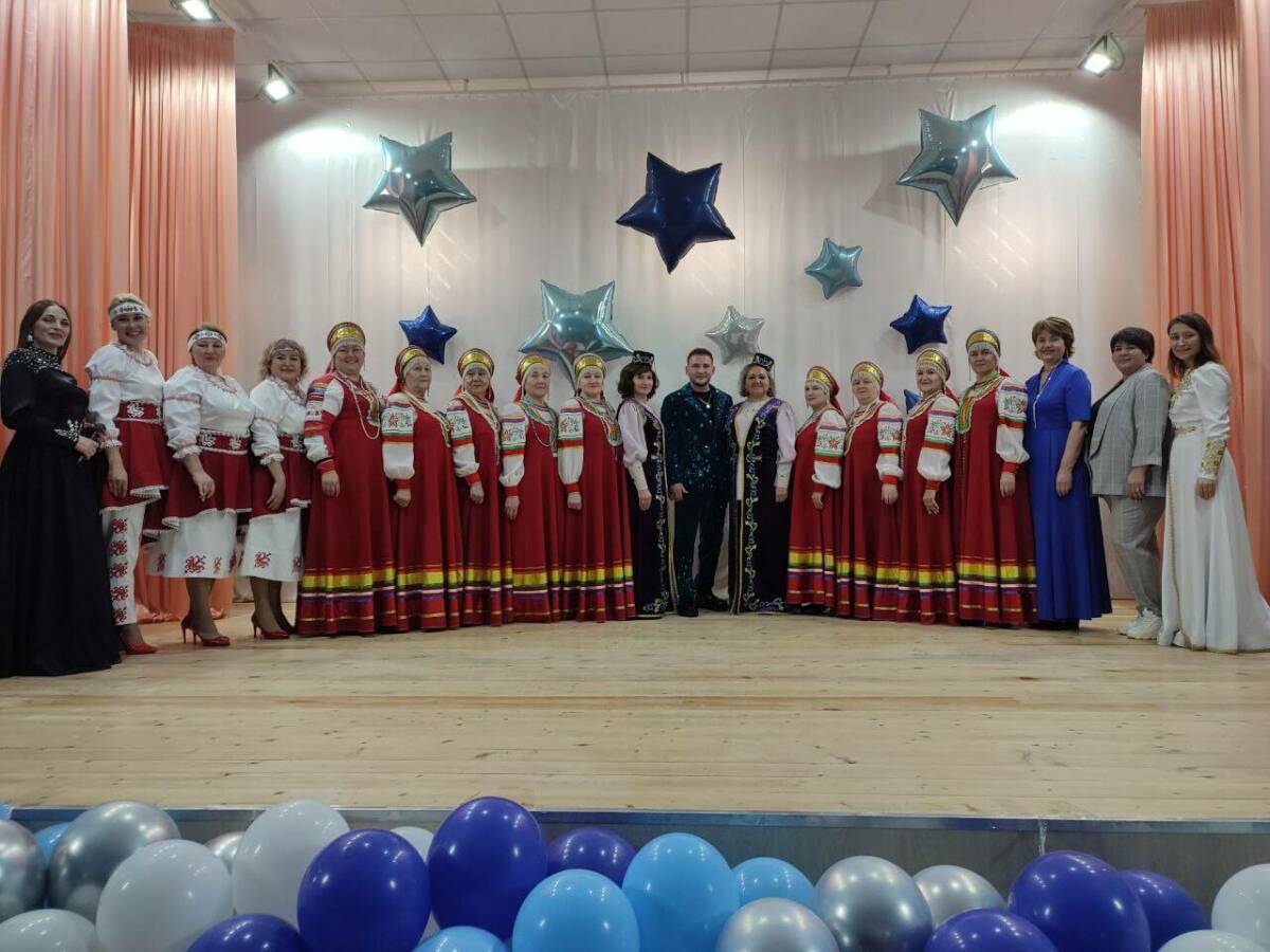 «От сердца к сердцу»: в Лениногорском районе прошел концерт в поддержку бойцов СВО