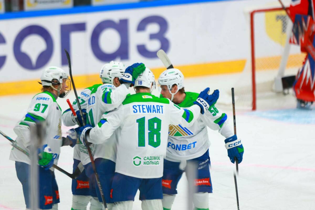 «Салават Юлаев» сразится с «Шанхайскими Драконами» в гостях