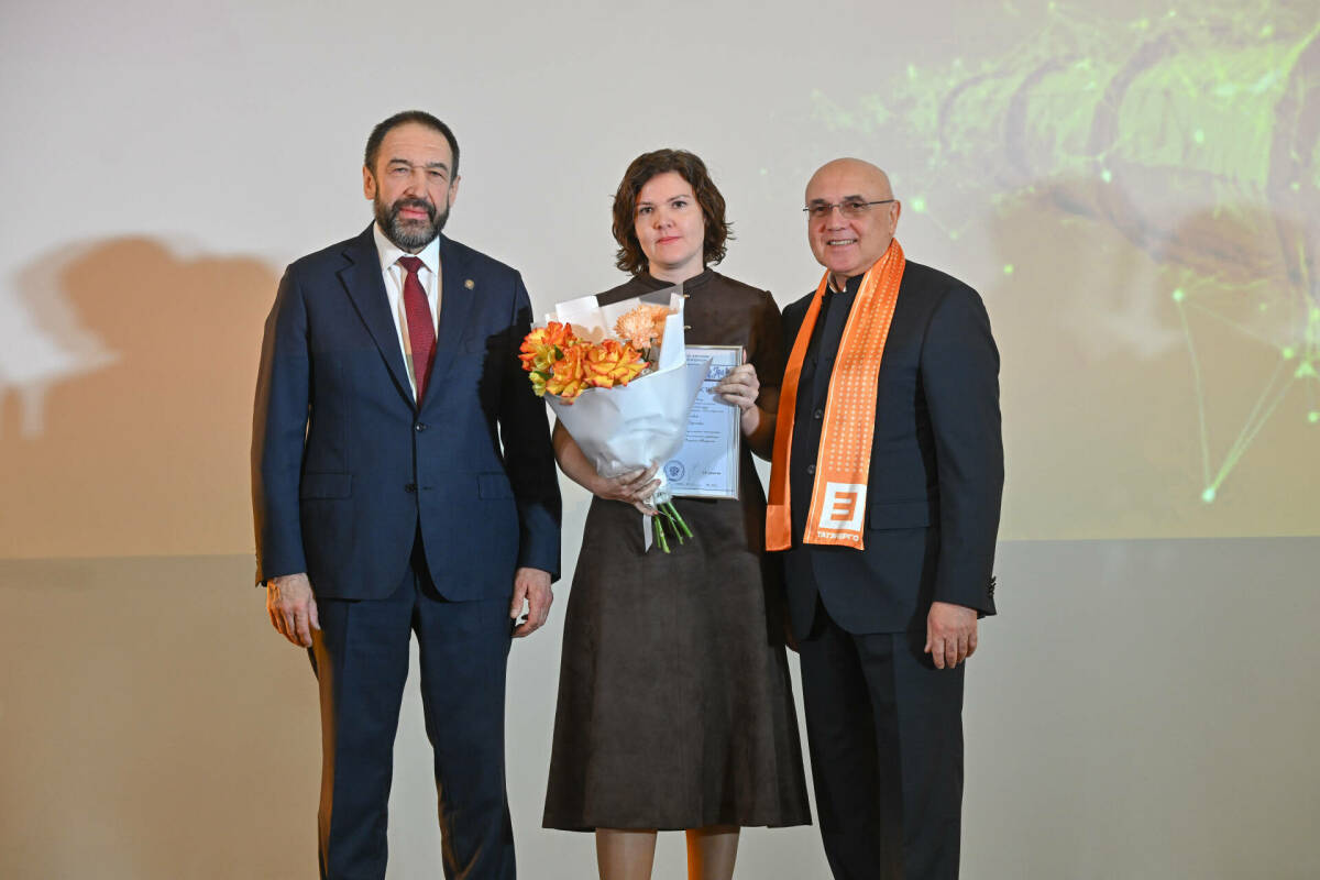 Песошин в День энергетика включил госнаграды отличившимся сотрудникам «Татэнерго»