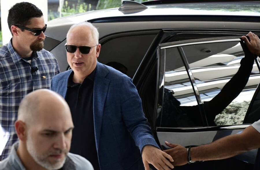 Делегации России и США провели очередной раунд переговоров по мирному урегулированию российско-украинского конфликта. Местом встречи был выбран город Майами, штат Флорида. О чем договаривались стороны и как можно оценить состоявшийся диалог – в материале обозревателя Альберта Бикбова.