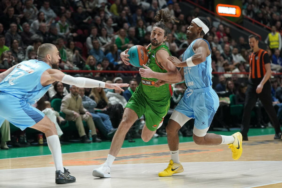 Алексей Швед продлил контракт с УНИКСом до конца сезона 2025/26