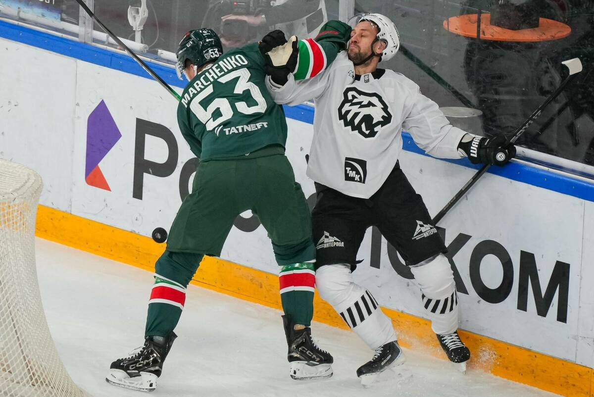 «Ак Барс» победил «Трактор» на домашнем льду в матче регулярного чемпионата КХЛ со счетом 3:2. Детали матча – в материале «ТИ-Спорта».