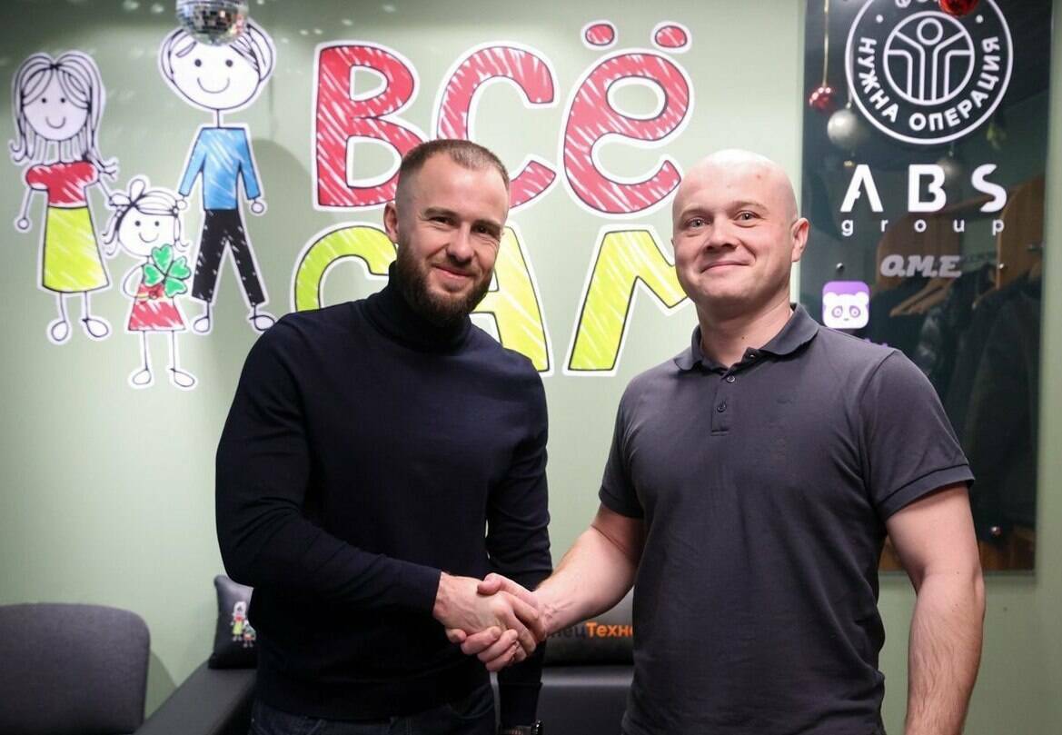 Футбольный судья Игорь Захаров помирился с пешеходом после конфликта в центре Казани