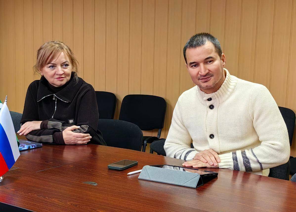 Ринат Садыков обсудил с молодежью Лисичанска и Рубежного вопросы развития городов