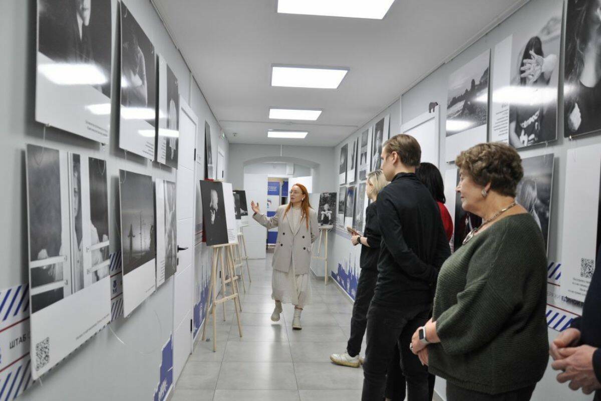 В Штабе общественной поддержки «Единой России» в РТ открылись социальные фотовыставки