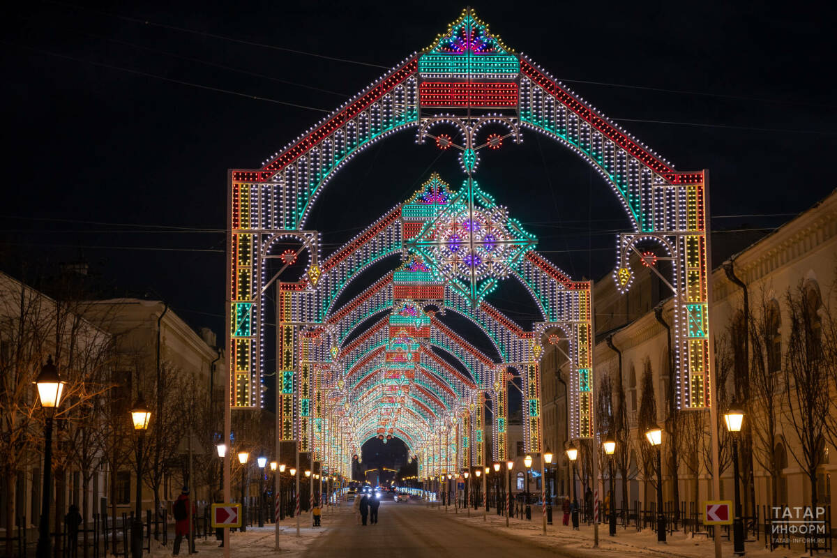 Движение по улице Кремлевская в Казани ограничат вечером 19 декабря