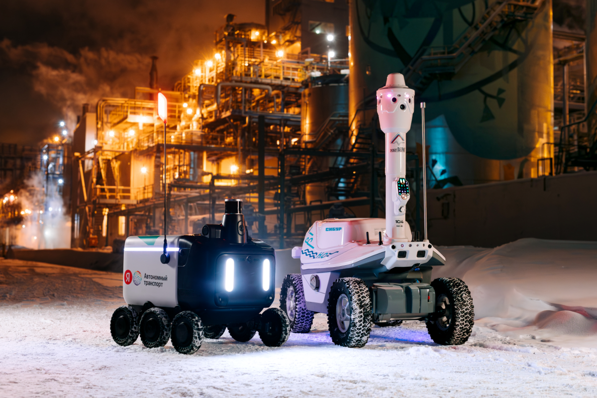 На «Казаньоргсинтезе» протестировали взаимодействие сервисных и промышленных роботов