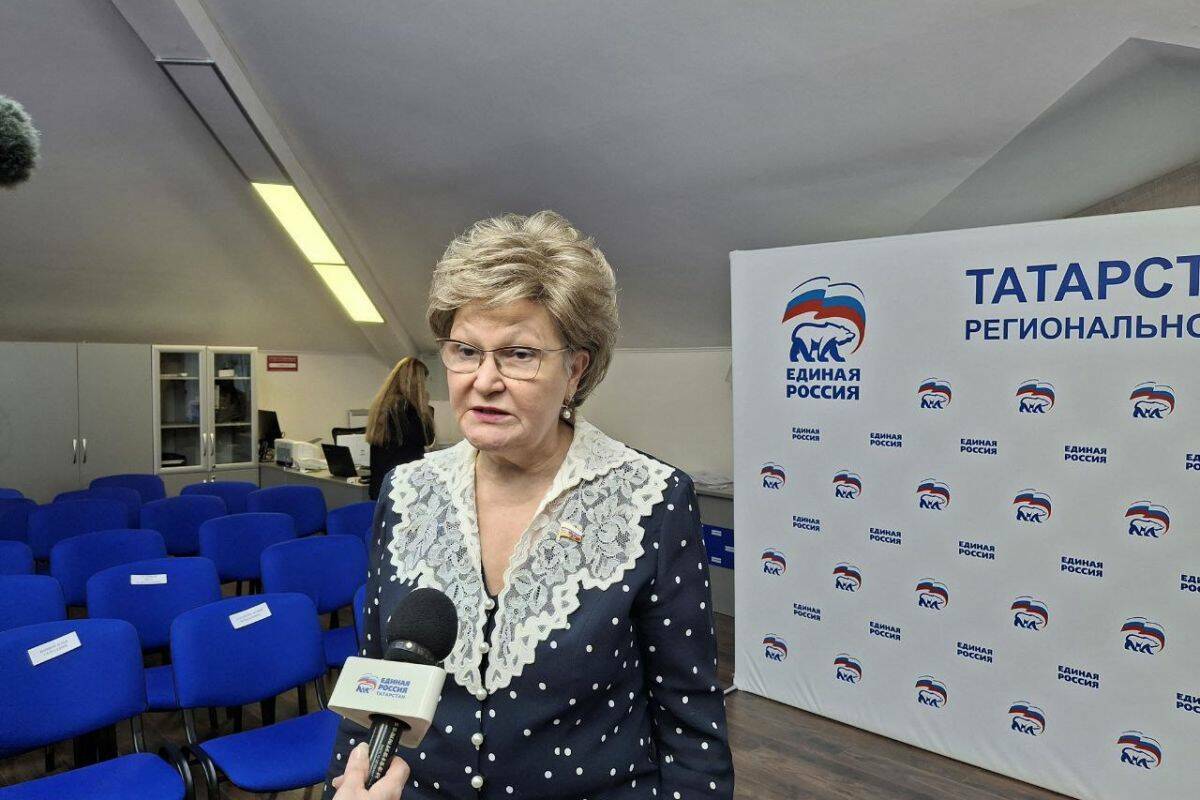 Представители «Единой России» навестят родственников ветеранов по всему Татарстану