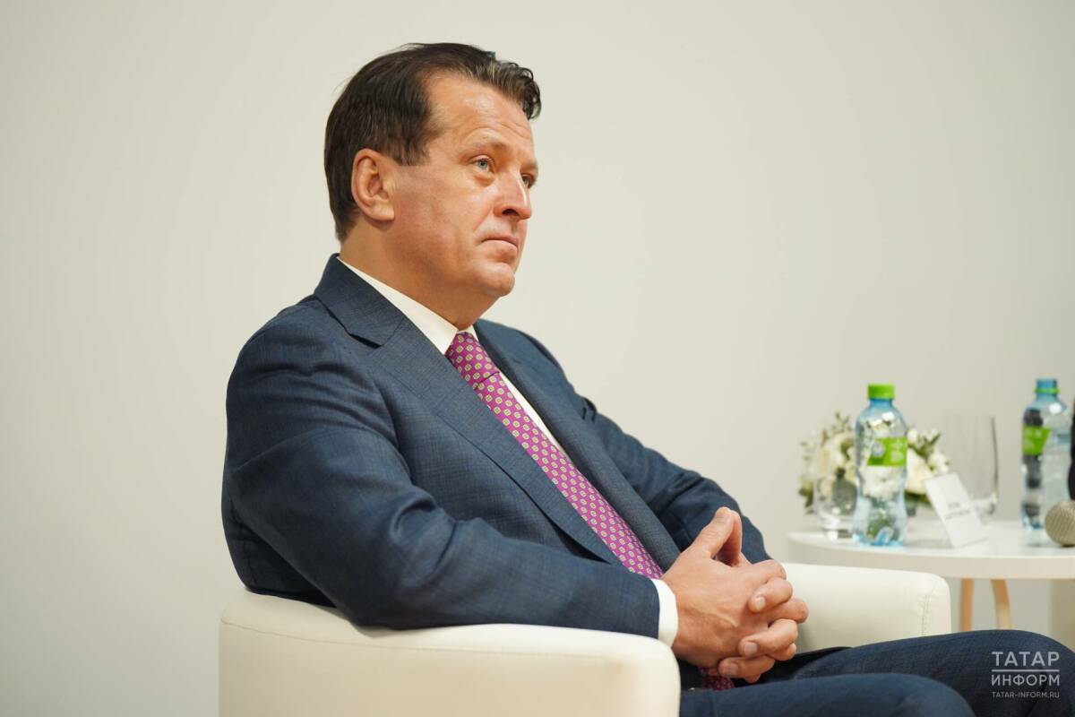 Метшин возглавил медиарейтинг глав столиц ПФО в январе