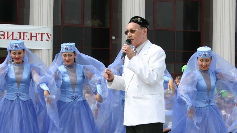 «Артист, педагог, фольклорист, моң»: грани таланта Ильгама Шакирова