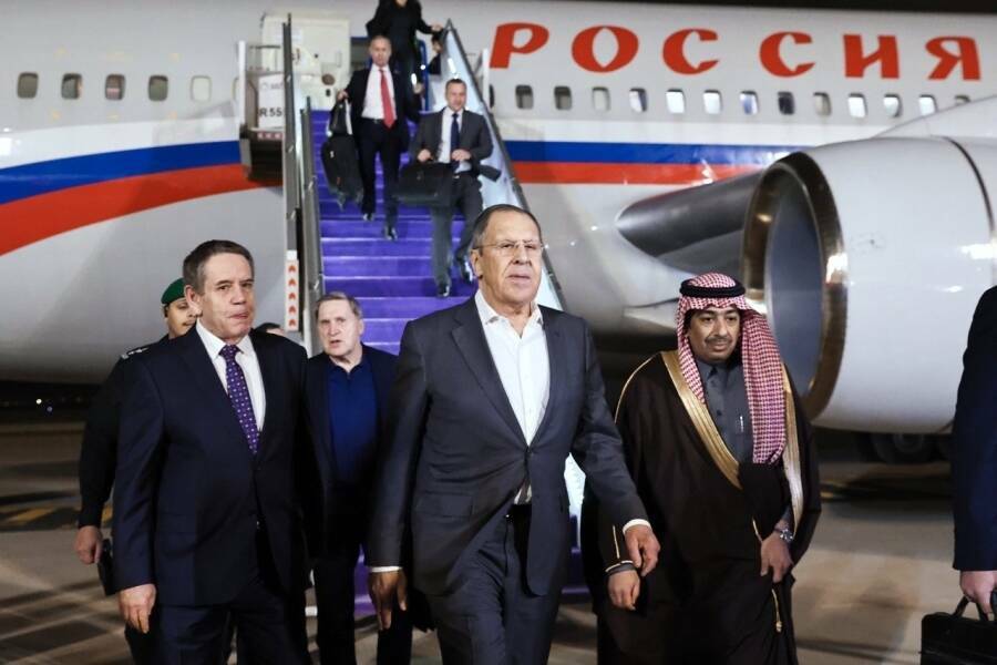 Переговоры о переговорах: о чем договорились дипломаты США и России в Эр-Рияде