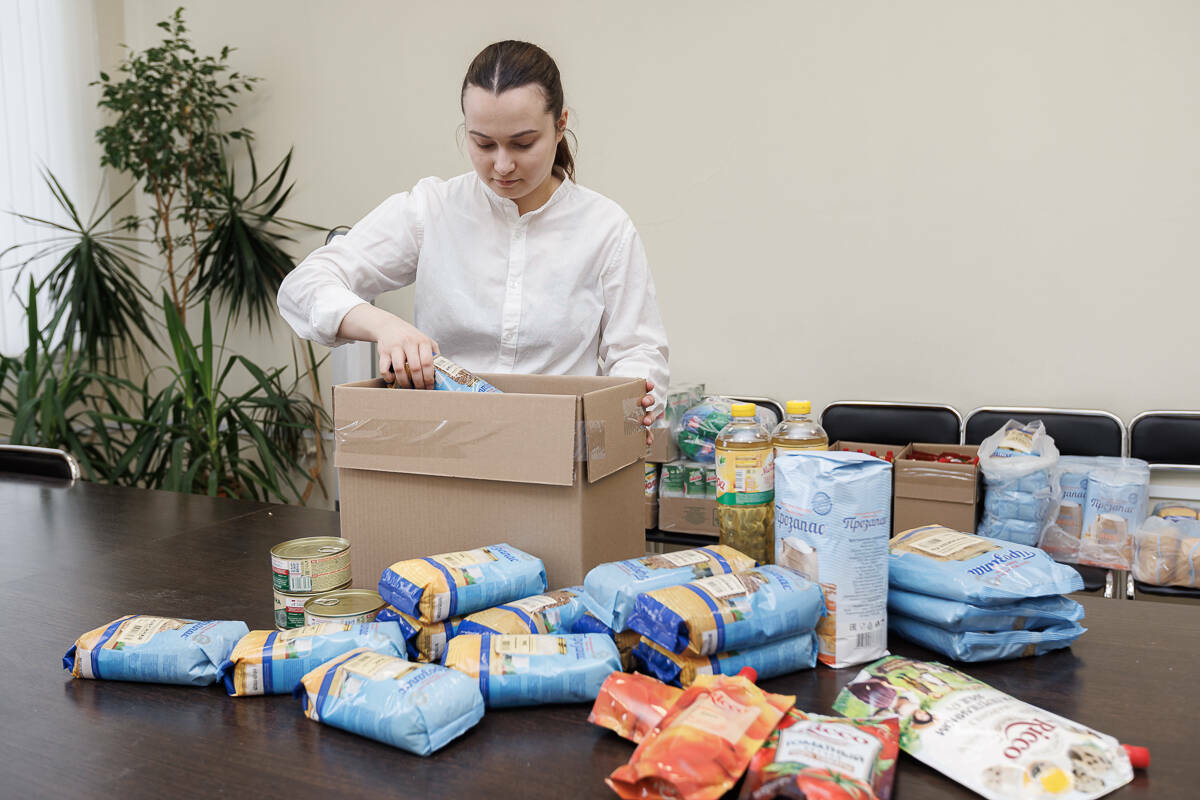 В Татарстане семьи погибших бойцов СВО получат наборы продуктов и бытовой химии