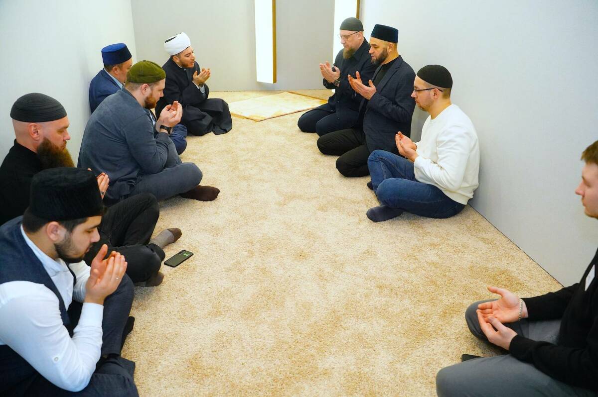 «Лечим физически и духовно»: в поликлинике в ДРКБ в Азино открыли молельную комнату