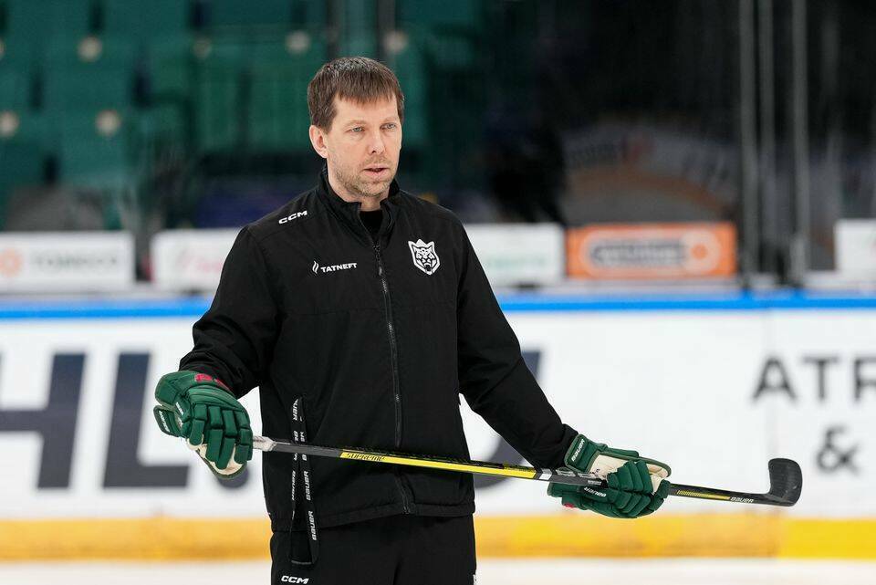 «Тактику менять не будем». Тренер «Ак Барса» Ячменев о грядущем матче с «Нефтехимиком»