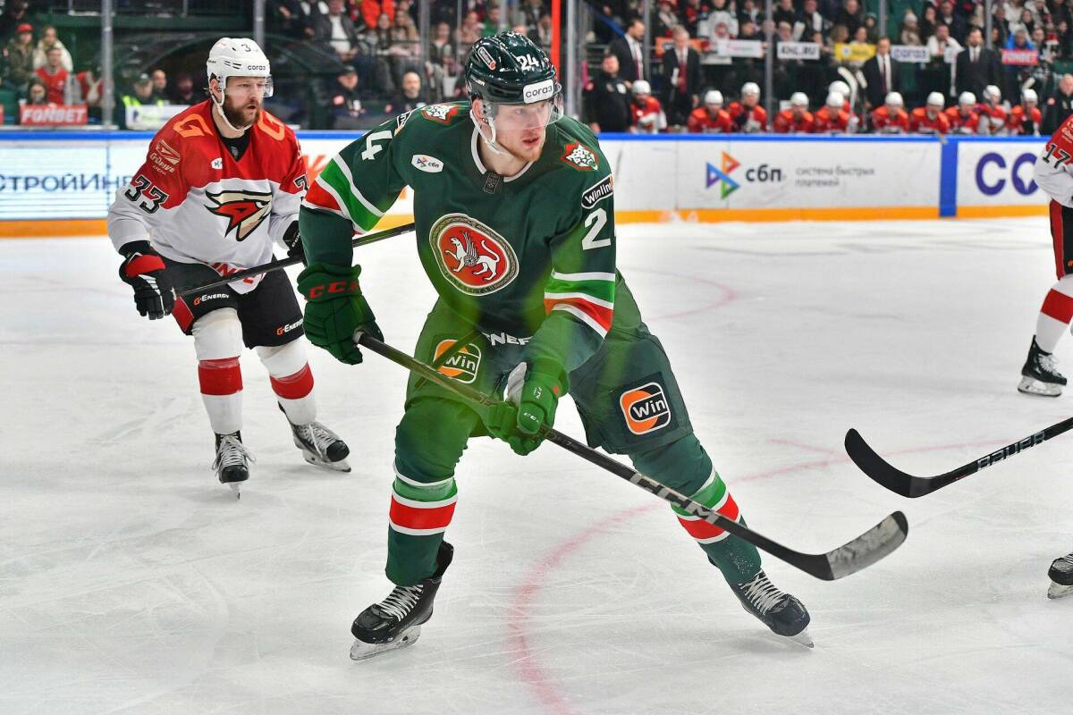 «У нас здоровая конкуренция». Илья Сафонов о желании вернуться во второе звено «Ак Барса»