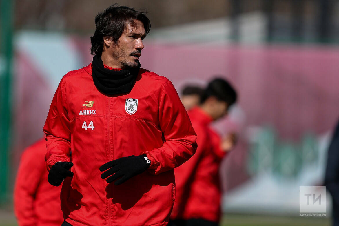 Экс-защитник «Рубина» Сесар Навас назвал «Зенит» главным фаворитом на титул РПЛ