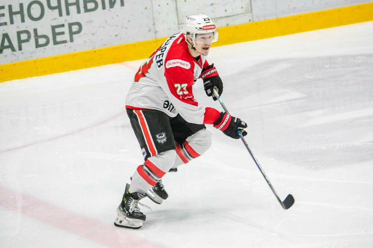 «Нефтяник» победил «Омские Крылья» по буллитам