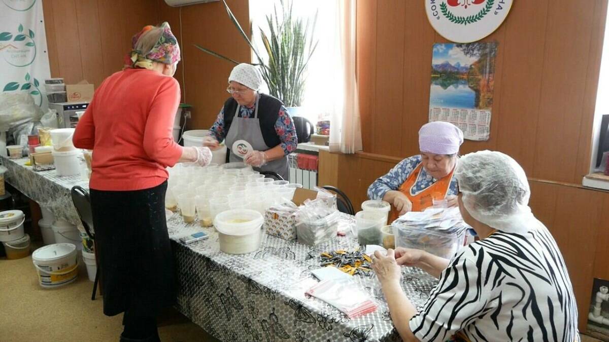 «Поможем чем можем»: нижнекамцы готовят тысячи порций сухих супов для бойцов