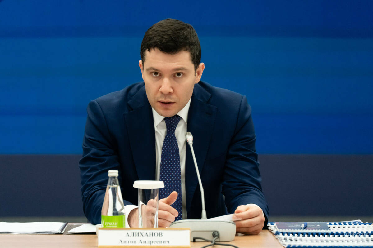 Алиханов: Будем стимулировать индустрию автокомпонентов к применению отечественной химии