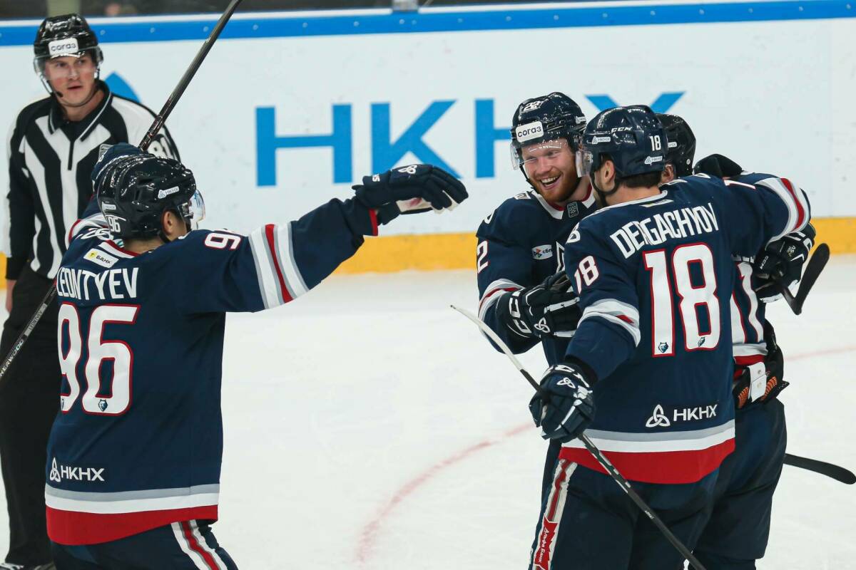 «Нефтехимик» сразится с «Амуром» в первом матче дальневосточной серии