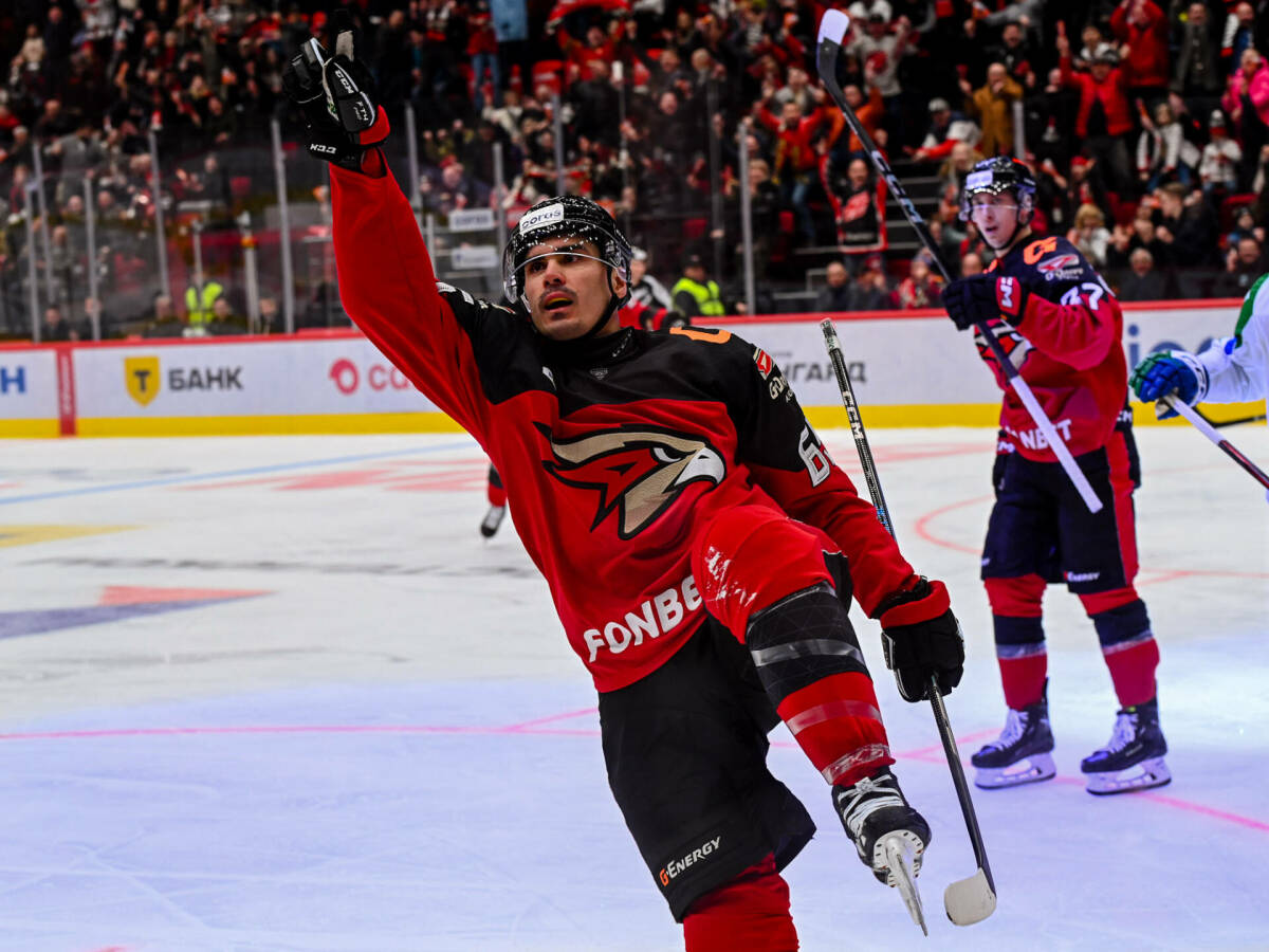 «Забыл» драфт НХЛ и пересмотрел отношение к себе: такой Якупов нужен КХЛ и «Авангарду»