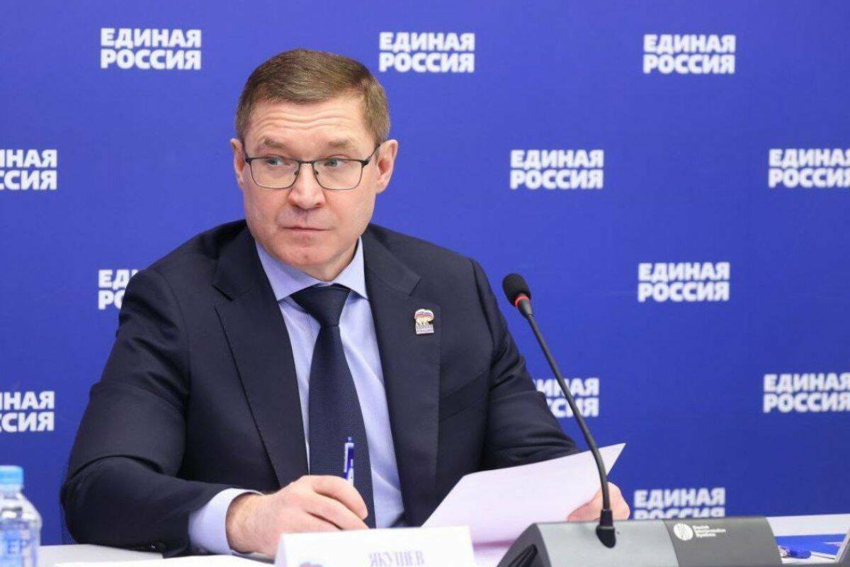 Якушев: Важно, чтобы люди чувствовали себя членами огромной семьи под названием «Россия»