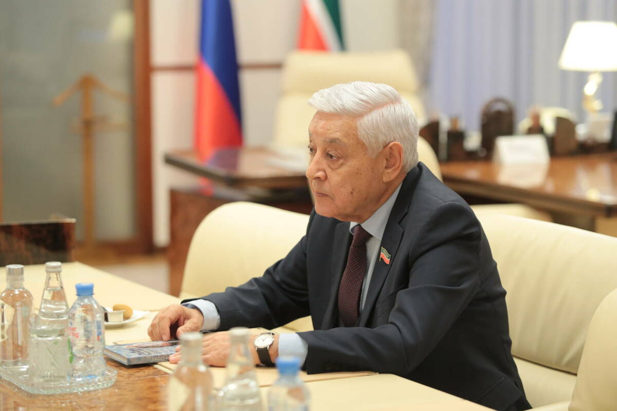 Мухаметшин: Пришлось приложить массу усилий, чтобы герб стал олицетворением республики