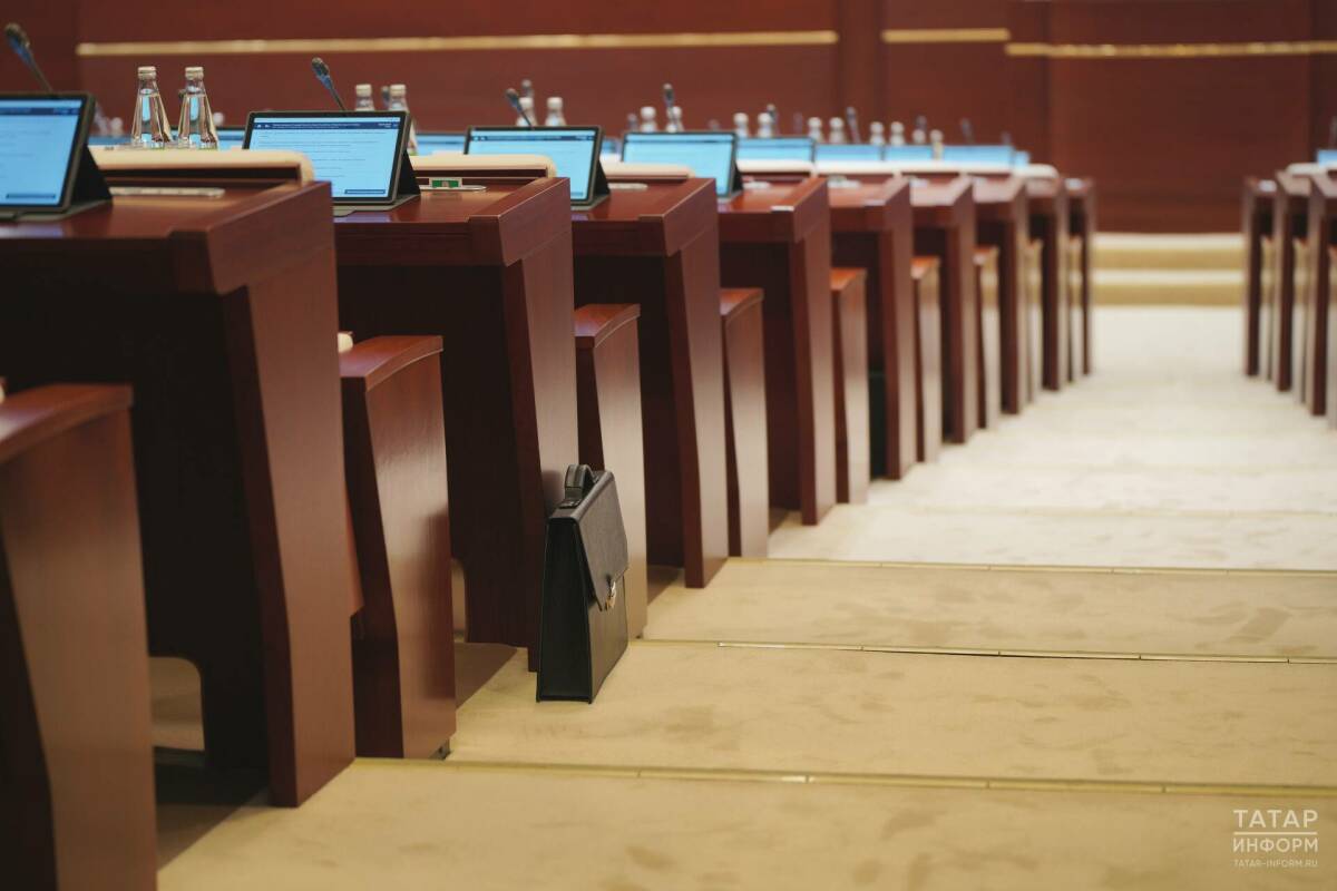 В Госдуме предложили сократить рабочую неделю