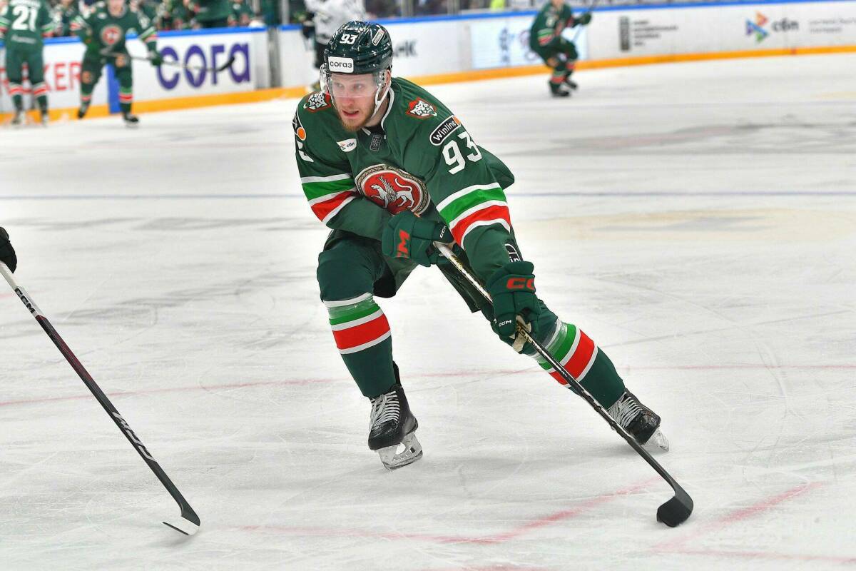 Коршков и Кошелев сыграют в четвертом звене. Полный состав «Ак Барса» на матч с «Витязем»