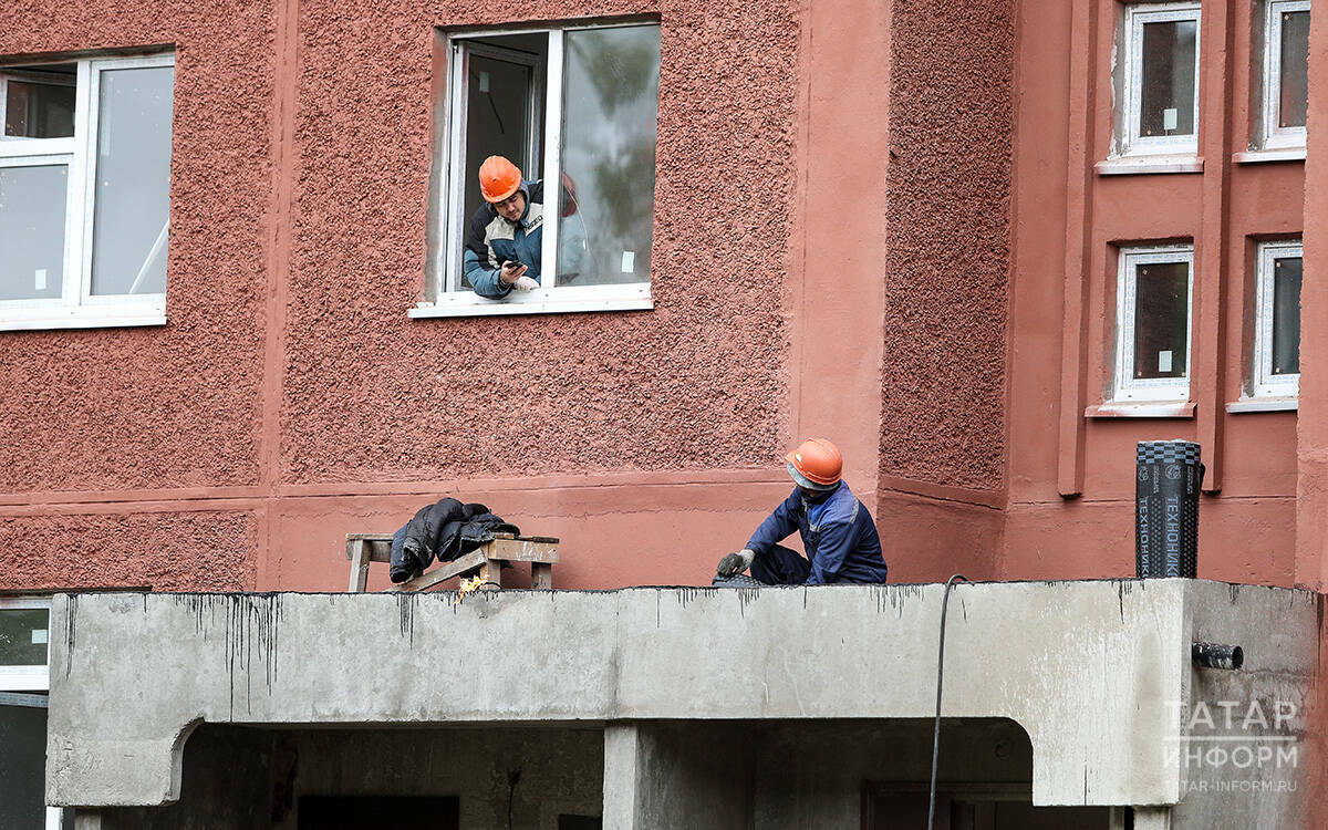 «Смелее говорите с подрядчиками»: 4 млрд рублей дали на капитальный ремонт домов Казани