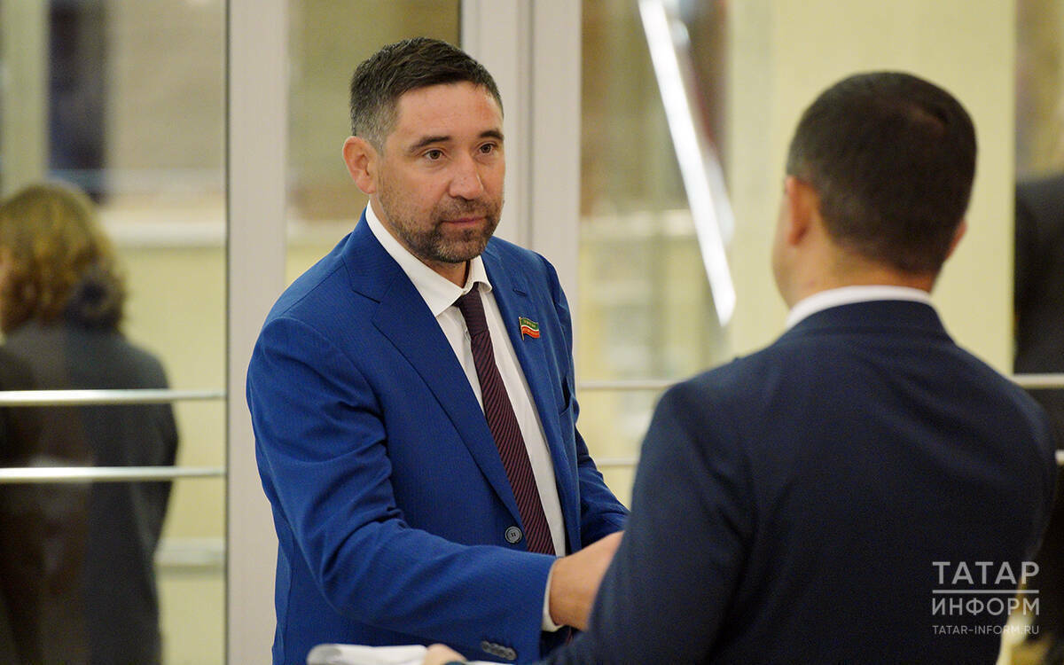 «Там хороший хоккейный клуб, один из лучших в Европе». Данис Зарипов о Татарстане