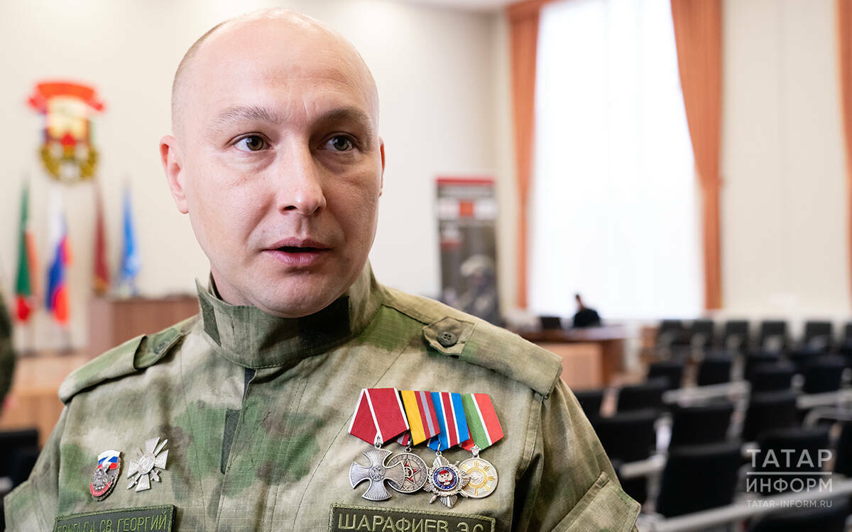 «Мысли ежедневно о том, чтобы вернуться»: Шарафиев о службе на СВО и гуманитарной миссии