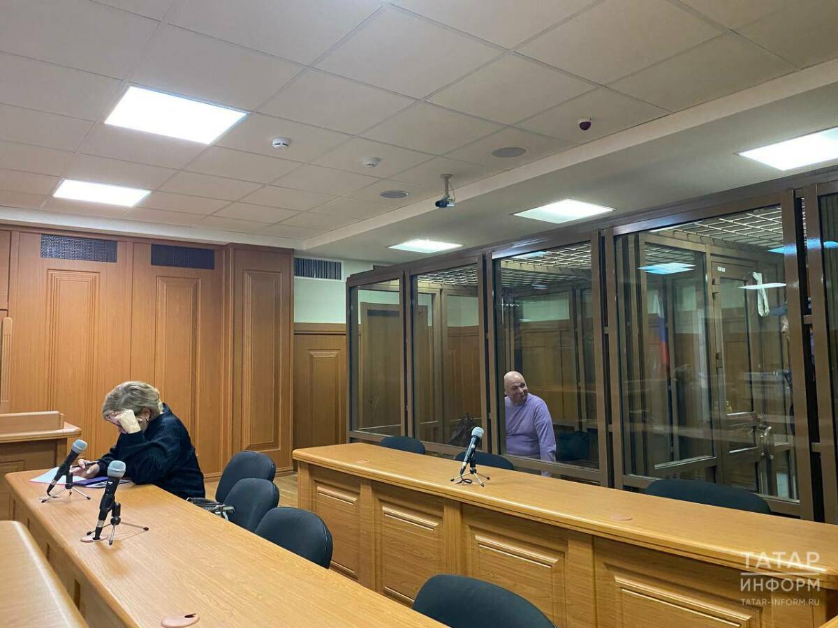 Таксист, обвиняемый в том, что травил и грабил пассажиров, сказал суду последнее слово