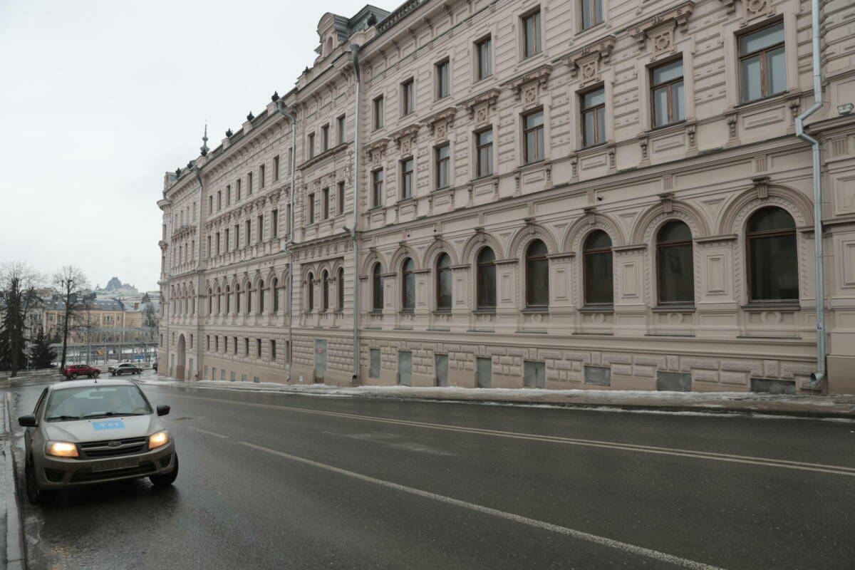 Владельца Александровского пассажа обязали до декабря провести противоаварийные работы