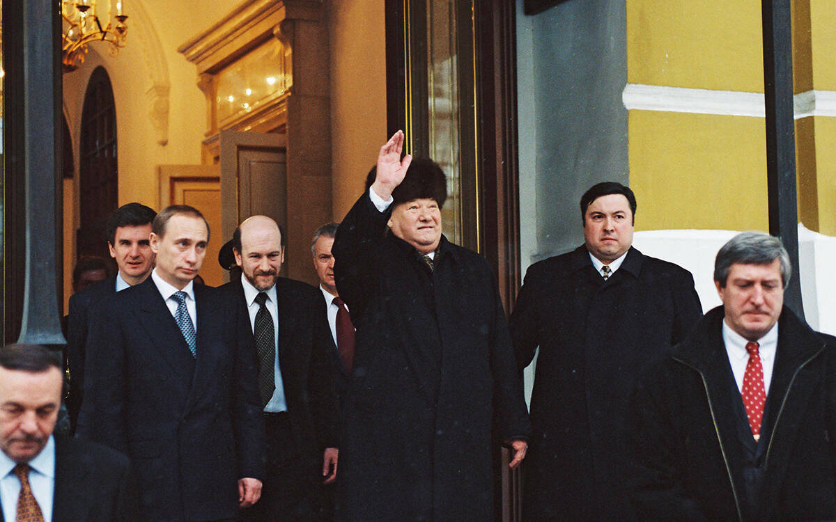 В пантеоне великих навсегда: почему Россия четверть века назад выбрала Путина