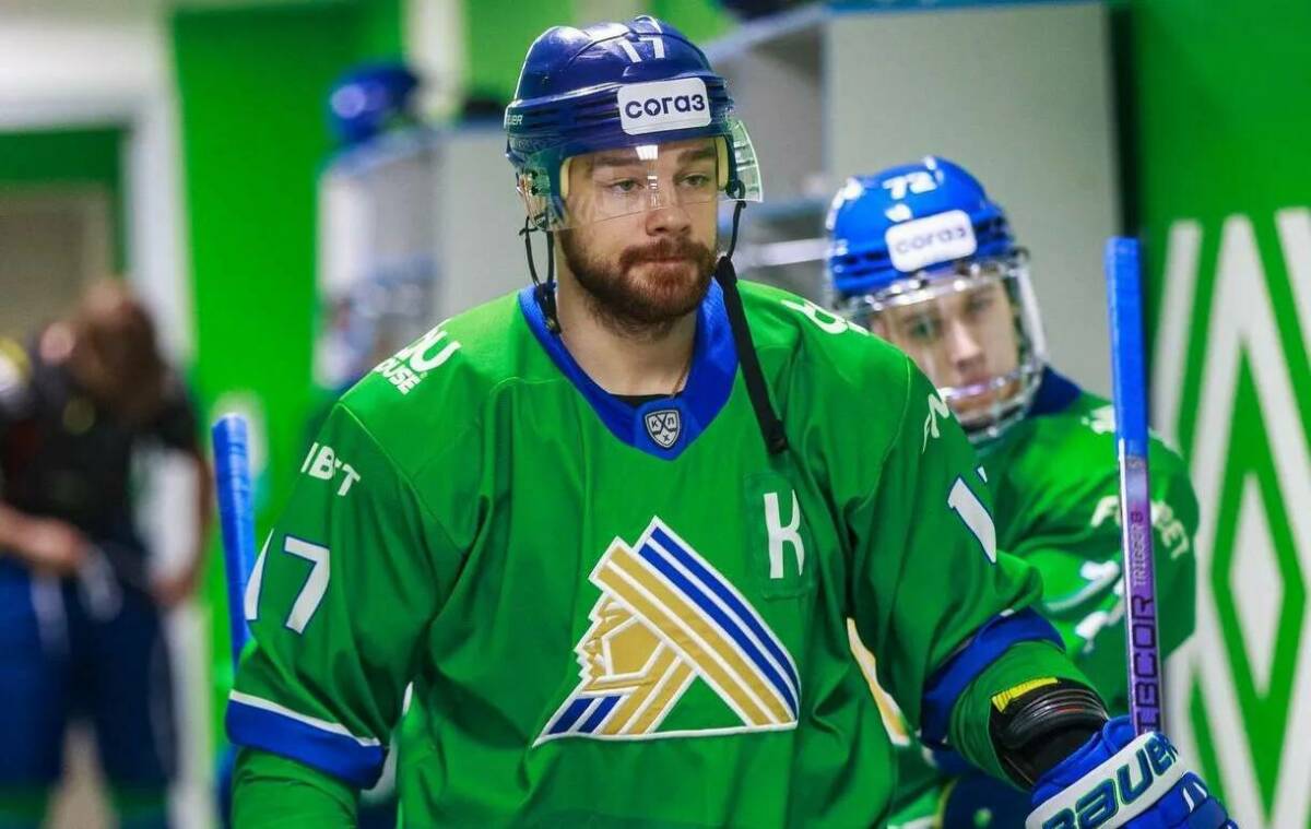 «Салават Юлаев» продлил контракт с Кузьминым